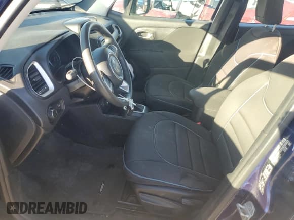 ✅ 2018 Jeep Renegade Sport • VIN: ZACCJBAB5JPG80768 • Lot: 93261935. Wystawiony na Copart z przebiegiem 101 741 mil. Bezpłatny archiwum sprzedaży aukcyjnych z USA i szczegółowy raport historii pojazdu na DreamBid. Zdjęcie 7.