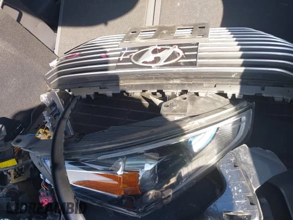 ✅ 2019 Hyundai Ioniq Limited • VIN: KMHC05LC8KU143043 • Lot: 41937241. Wystawiony na IAAI z przebiegiem 77 992 mil. Bezpłatny archiwum sprzedaży aukcyjnych z USA i szczegółowy raport historii pojazdu na DreamBid. Zdjęcie 18.