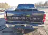 2006 Chevrolet Silverado 1500 LT3 z VIN 1GCEK19Z56Z189739, wystawiony jako IAAI lot #41748421 z przebiegiem 168 700 mil mil oraz . Historia ofert i sprzedaży dostępna na DreamBid. Obrazek 16.