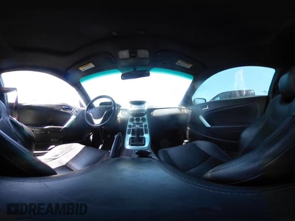 ✅ 2013 Hyundai Genesis Coupe Grand Touring • VIN: KMHHU6KJ8DU110305 • Lot: 42404525. Wystawiony na IAAI z przebiegiem 98 123 mil. Bezpłatny archiwum sprzedaży aukcyjnych z USA i szczegółowy raport historii pojazdu na DreamBid. Zdjęcie 18.