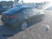 ✅ 2014 Mazda 3 S Grand Touring • VIN: JM1BM1W35E1190402 • Lot: 43188844. Listed on IAAI with 155,751 mi. Free auction sales archive from the USA and detailed vehicle history report at DreamBid. Image 4.