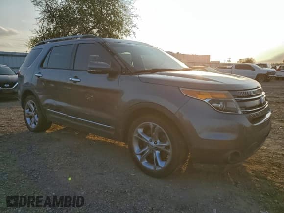 ✅ 2013 Ford Explorer Limited • VIN: 1FM5K7F83DGB44057 • Lot: 93959745. Wystawiony na Copart z przebiegiem 204 268 mil. Bezpłatny archiwum sprzedaży aukcyjnych z USA i szczegółowy raport historii pojazdu na DreamBid. Zdjęcie 4.