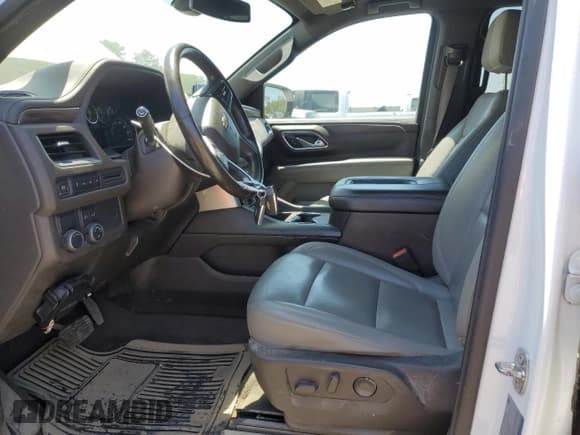 ✅ 2021 Chevrolet Suburban LT • VIN: 1GNSCCKD2MR265366 • Лот: 55333565. Опубликован ранее на Copart с пробегом 106 345 миль. Бесплатный доступ к архиву аукционных продаж из США и подробный отчёт об истории автомобиля на DreamBid. Изображение 7.