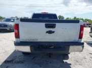 ✅ 2008 Chevrolet Silverado 2500HD 1LT • VIN: 1GCHC23648F108250 • Lot: 42503346. Wystawiony na IAAI z przebiegiem 306 258 mil. Bezpłatny archiwum sprzedaży aukcyjnych z USA i szczegółowy raport historii pojazdu na DreamBid. Zdjęcie 16.