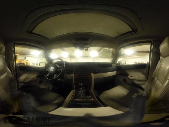 ✅ 2006 Jeep Commander Limited • VIN: 1J8HG58266C319288 • Лот: 42080158. Опубликован ранее на IAAI с пробегом 160 645 миль. Бесплатный доступ к архиву аукционных продаж из США и подробный отчёт об истории автомобиля на DreamBid. Изображение 18.