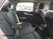 ✅ 2018 Audi A4 • VIN: WAUNNAF43JA058751 • Лот: 64228443. Опубликован ранее на Copart с пробегом 96 320 миль. Бесплатный доступ к архиву аукционных продаж из США и подробный отчёт об истории автомобиля на DreamBid. Изображение 10.