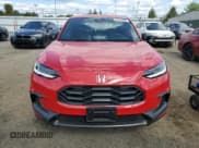 ✅ 2025 Honda HR-V Sport • VIN: 3CZRZ2H51SM706557 • Lot: 84876485. Wystawiony na Copart z przebiegiem 11 118 mil. Bezpłatny archiwum sprzedaży aukcyjnych z USA i szczegółowy raport historii pojazdu na DreamBid. Zdjęcie 5.