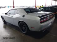 ✅ 2020 Dodge Challenger GT • VIN: 2C3CDZJG3LH194982 • Lot: 43304590. Wystawiony na IAAI z przebiegiem 47 741 mil. Bezpłatny archiwum sprzedaży aukcyjnych z USA i szczegółowy raport historii pojazdu na DreamBid. Zdjęcie 3.