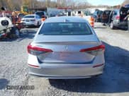 ✅ 2022 Honda Civic Sport • VIN: 2HGFE2F58NH577387 • Lot: 43609114. Wystawiony na IAAI z przebiegiem 82 332 mil. Bezpłatny archiwum sprzedaży aukcyjnych z USA i szczegółowy raport historii pojazdu na DreamBid. Zdjęcie 16.