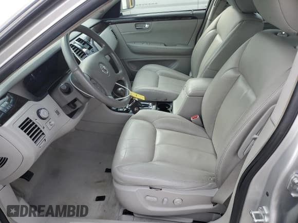 ✅ 2009 Cadillac DTS 1SC • VIN: 1G6KD57Y49U115635 • Lot: 80616455. Wystawiony na Copart z przebiegiem 149 422 mil. Bezpłatny archiwum sprzedaży aukcyjnych z USA i szczegółowy raport historii pojazdu na DreamBid. Zdjęcie 7.