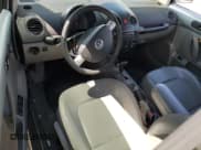 ✅ 2006 Volkswagen Beetle • VIN: 3VWRF31Y36M305782 • Лот: 52824025. Опубликован ранее на Copart с пробегом 89 249 миль. Бесплатный доступ к архиву аукционных продаж из США и подробный отчёт об истории автомобиля на DreamBid. Изображение 8.