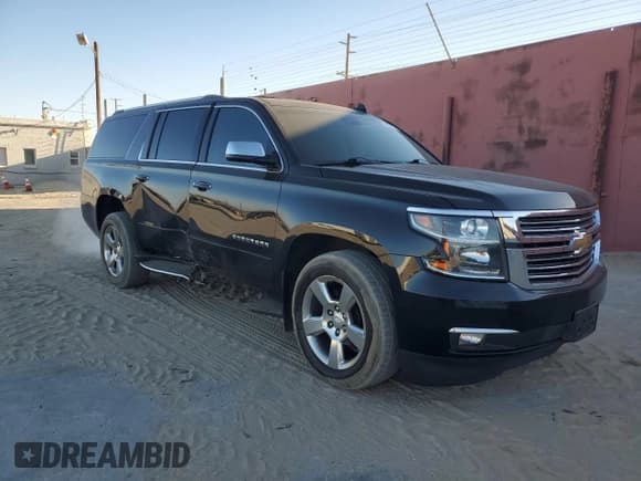 ✅ 2017 Chevrolet Suburban Premier • VIN: 1GNSCJKC3HR124937 • Lot: 73439714. Wystawiony na Copart z przebiegiem 243 522 mil. Bezpłatny archiwum sprzedaży aukcyjnych z USA i szczegółowy raport historii pojazdu na DreamBid. Zdjęcie 4.