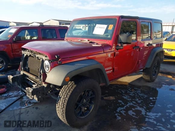 ✅ 2013 Jeep Wrangler Unlimited Sport • VIN: 1C4BJWDG8DL572163 • Lot: 43380854. Listed on IAAI with 119,809 mi. Free auction sales archive from the USA and detailed vehicle history report at DreamBid. Image 2.