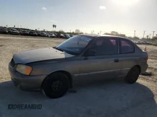 ✅ 2002 Hyundai Accent GS • VIN: KMHCG35C72U192411 • Lot: 85322524. Wystawiony na Copart z przebiegiem 130 977 mil. Bezpłatny archiwum sprzedaży aukcyjnych z USA i szczegółowy raport historii pojazdu na DreamBid. Zdjęcie 1.