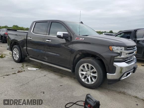 ✅ 2021 Chevrolet Silverado 1500 • VIN: MV1N3886791ND • Лот: 70760693. Опубликован ранее на Copart с пробегом 27 038 миль. Бесплатный доступ к архиву аукционных продаж из США и подробный отчёт об истории автомобиля на DreamBid. Изображение 4.