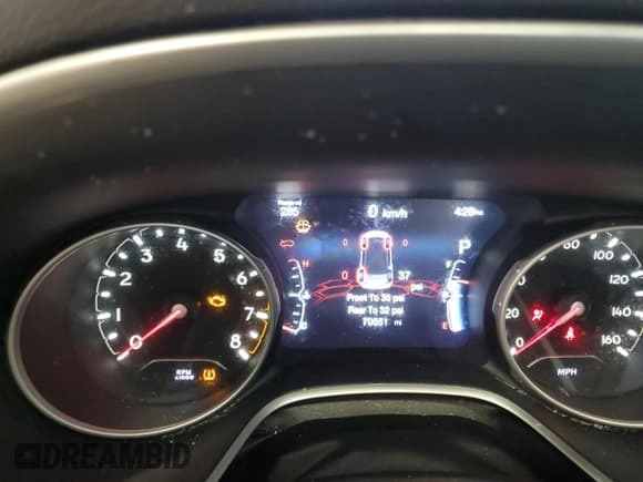 ✅ 2018 Jeep Compass Limited • VIN: 3C4NJDCBXJT354457 • Lot: 92638095. Listed on Copart with 70,551 mi. Free auction sales archive from the USA and detailed vehicle history report at DreamBid. Image 9.