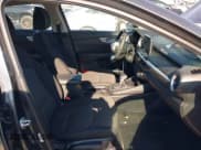 ✅ 2022 Kia Forte LXS • VIN: 3KPF24AD5NE433454 • Lot: 43765317. Wystawiony na IAAI z przebiegiem 64 706 mil. Bezpłatny archiwum sprzedaży aukcyjnych z USA i szczegółowy raport historii pojazdu na DreamBid. Zdjęcie 5.