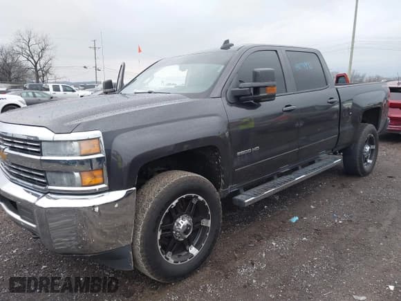 ✅ 2015 Chevrolet Silverado 2500HD LT • VIN: 1GC1KVEG0FF504748 • Лот: 43771972. Опубликован ранее на IAAI с пробегом Не указан. Бесплатный доступ к архиву аукционных продаж из США и подробный отчёт об истории автомобиля на DreamBid. Изображение 2.