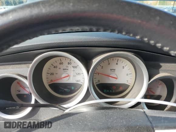 2007 Dodge Charger с VIN 2B3KA43G57H836254, выставлен на аукционе Copart как лот 82057604 с пробегом 142 192 миль миль и Чистый • Clean title. История ставок и продаж доступна на DreamBid. Изображение 9.