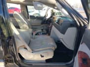 ✅ 2006 Jeep Commander Limited • VIN: 1J8HG58246C124502 • Лот: 41208630. Опубликован ранее на IAAI с пробегом 210 499 миль. Бесплатный доступ к архиву аукционных продаж из США и подробный отчёт об истории автомобиля на DreamBid. Изображение 5.