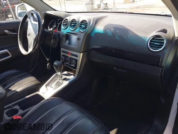 ✅ 2014 Chevrolet Captiva Sport LT • VIN: 3GNAL3EK4ES541521 • Lot: 42025723. Wystawiony na IAAI z przebiegiem 139 403 mil. Bezpłatny archiwum sprzedaży aukcyjnych z USA i szczegółowy raport historii pojazdu na DreamBid. Zdjęcie 5.