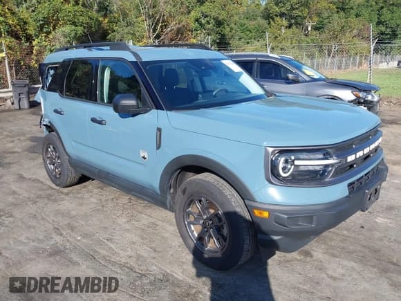 ✅ 2023 Ford Bronco Sport Big Bend • VIN: 3FMCR9B69PRD70684 • Lot: 43371205. Wystawiony na IAAI z przebiegiem 27 880 mil. Bezpłatny archiwum sprzedaży aukcyjnych z USA i szczegółowy raport historii pojazdu na DreamBid. Zdjęcie 1.