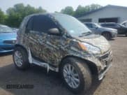 ✅ 2014 Smart fortwo Passion • VIN: WMEEJ9AA9EK737869 • Lot: 60492295. Listed on Copart with 32,226 mi. Free auction sales archive from the USA and detailed vehicle history report at DreamBid. Image 4.