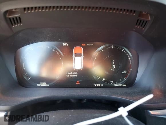 ✅ 2018 Volvo XC60 R-Design • VIN: LYVA22RMXJB096322 • Lot: 43659264. Wystawiony na Copart z przebiegiem 57 481 mil. Bezpłatny archiwum sprzedaży aukcyjnych z USA i szczegółowy raport historii pojazdu na DreamBid. Zdjęcie 9.