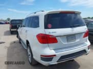 ✅ 2015 Mercedes-Benz GL 550 • VIN: 4JGDF7DE7FA545674 • Лот: 42289857. Опубликован ранее на IAAI с пробегом 149 828 миль. Бесплатный доступ к архиву аукционных продаж из США и подробный отчёт об истории автомобиля на DreamBid. Изображение 3.