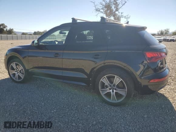 ✅ 2019 Audi Q5 Prestige • VIN: WA1CNAFYXK2125848 • Лот: 90502515. Опубликован ранее на Copart с пробегом 88 514 миль. Бесплатный доступ к архиву аукционных продаж из США и подробный отчёт об истории автомобиля на DreamBid. Изображение 2.