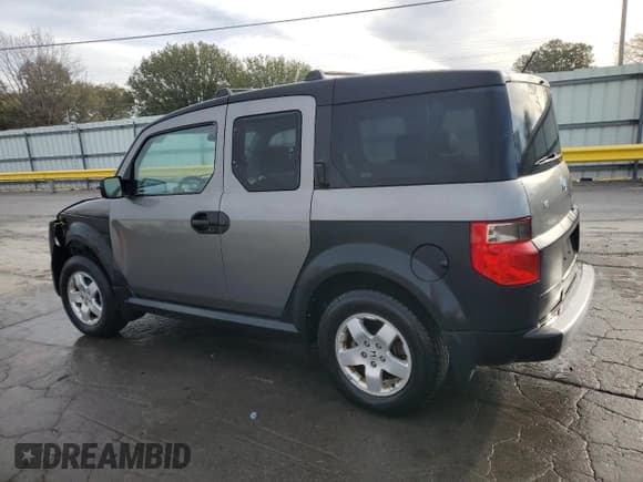 ✅ 2005 Honda Element EX • VIN: 5J6YH186X5L005149 • Lot: 89813305. Wystawiony na Copart z przebiegiem 251 823 mil. Bezpłatny archiwum sprzedaży aukcyjnych z USA i szczegółowy raport historii pojazdu na DreamBid. Zdjęcie 2.