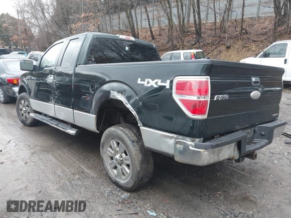 ✅ 2012 Ford F-150 XL • VIN: 1FTFX1EF5CFB82112 • Лот: 41683025. Опубликован ранее на IAAI с пробегом 202 686 миль. Бесплатный доступ к архиву аукционных продаж из США и подробный отчёт об истории автомобиля на DreamBid. Изображение 3.