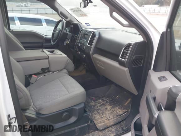 ✅ 2016 Ford F-150 XLT • VIN: 1FTEW1EF8GKE65390 • Lot: 43688506. Listed on IAAI with 146,759 mi. Free auction sales archive from the USA and detailed vehicle history report at DreamBid. Image 5.