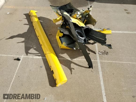 ✅ 2006 Ford Mustang GT Deluxe • VIN: 1ZVHT82H765184387 • Lot: 91091445. Listed on Copart with 193,576 mi. Free auction sales archive from the USA and detailed vehicle history report at DreamBid. Image 12.