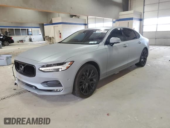 ✅ 2018 Volvo S90 Momentum • VIN: LVY982MK3JP008280 • Лот: 91627885. Опубликован ранее на Copart с пробегом 102 517 миль. Бесплатный доступ к архиву аукционных продаж из США и подробный отчёт об истории автомобиля на DreamBid. Изображение 1.
