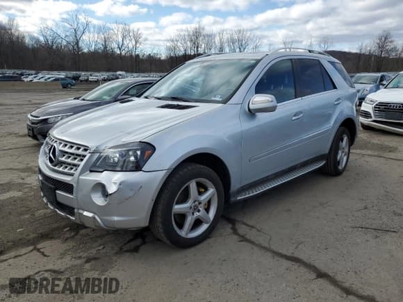 ✅ 2009 Mercedes-Benz M 550 • VIN: 4JGBB72E79A469996 • Lot: 52085915. Listed on Copart with 234,999 mi. Free auction sales archive from the USA and detailed vehicle history report at DreamBid. Image 1.