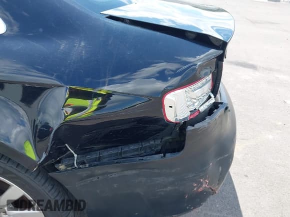 ✅ 2012 Audi A4 Premium • VIN: WAUBFAFL9CN020167 • Lot: 42838473. Wystawiony na IAAI z przebiegiem 175 418 mil. Bezpłatny archiwum sprzedaży aukcyjnych z USA i szczegółowy raport historii pojazdu na DreamBid. Zdjęcie 14.