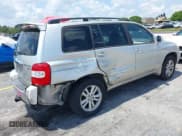 ✅ 2007 Toyota Highlander w/3rd Row • VIN: JTEEW21A070037398 • Lot: 42289988. Wystawiony na IAAI z przebiegiem 94 333 mil. Bezpłatny archiwum sprzedaży aukcyjnych z USA i szczegółowy raport historii pojazdu na DreamBid. Zdjęcie 4.