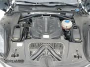 ✅ 2016 Porsche Macan Turbo • VIN: WP1AF2A53GLB90280 • Lot: 59612495. Wystawiony na Copart z przebiegiem 104 322 mil. Bezpłatny archiwum sprzedaży aukcyjnych z USA i szczegółowy raport historii pojazdu na DreamBid. Zdjęcie 11.