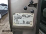 ✅ 2003 Chevrolet Silverado 2500HD LS • VIN: 1GCHC29123E274857 • Лот: 53446795. Опубликован ранее на Copart с пробегом 198 736 миль. Бесплатный доступ к архиву аукционных продаж из США и подробный отчёт об истории автомобиля на DreamBid. Изображение 12.