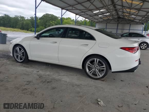 2021 Mercedes-Benz CLA 250 z VIN W1K5J4GB3MN158039, wystawiony jako Copart lot #67456025 z przebiegiem 143 075 mil mil oraz Szkoda całkowita • Salvage title. Historia ofert i sprzedaży dostępna na DreamBid. Obrazek 2.