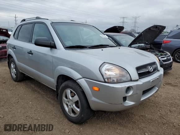 2008 Hyundai Tucson GLS z VIN KM8JM12B78U855842, wystawiony jako Copart lot #84221384 z przebiegiem 96 736 mil mil oraz Czysty tytuł • Clean title. Historia ofert i sprzedaży dostępna na DreamBid. Obrazek 4.