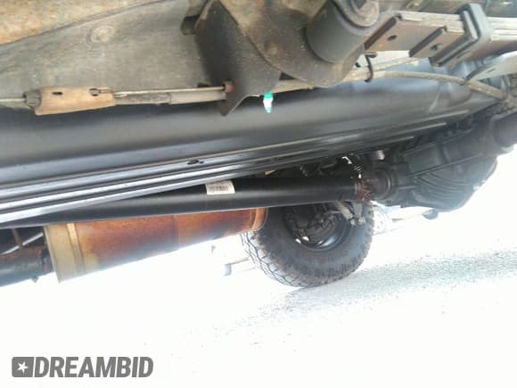 ✅ 2007 Chevrolet Silverado 2500HD Work Truck • VIN: 1GCHC24U37E140124 • Lot: 42265576. Wystawiony na IAAI z przebiegiem 293 508 mil. Bezpłatny archiwum sprzedaży aukcyjnych z USA i szczegółowy raport historii pojazdu na DreamBid. Zdjęcie 13.