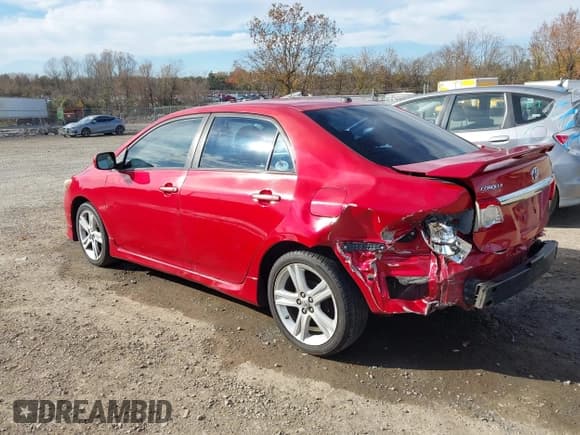 ✅ 2013 Toyota Corolla L • VIN: 2T1BU4EE8DC032747 • Lot: 43629840. Listed on IAAI with 110,954 mi. Free auction sales archive from the USA and detailed vehicle history report at DreamBid. Image 3.