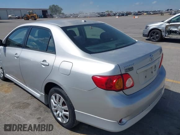 ✅ 2009 Toyota Corolla • VIN: 1NXBU40E69Z022747 • Лот: 43123059. Опубликован ранее на IAAI с пробегом 185 573 миль. Бесплатный доступ к архиву аукционных продаж из США и подробный отчёт об истории автомобиля на DreamBid. Изображение 3.