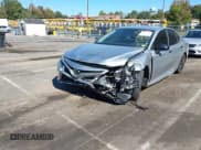 ✅ 2020 Toyota Camry SE • VIN: 4T1G11AK3LU329429 • Lot: 43484395. Wystawiony na IAAI z przebiegiem 115 354 mil. Bezpłatny archiwum sprzedaży aukcyjnych z USA i szczegółowy raport historii pojazdu na DreamBid. Zdjęcie 21.