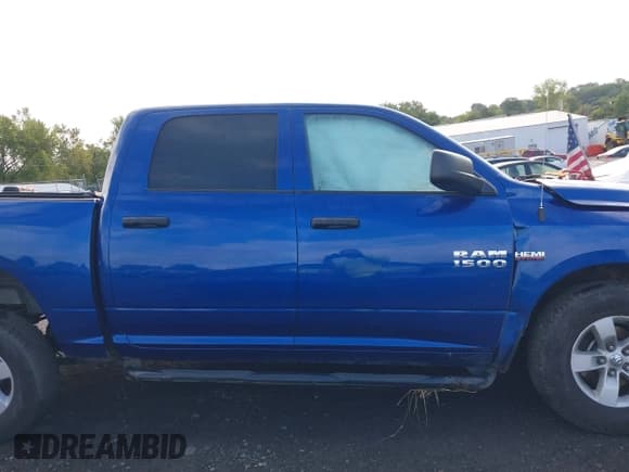✅ 2017 Ram 1500 Express • VIN: 3C6RR7KT7HG769798 • Lot: 43086995. Listed on IAAI with 106,778 mi. Free auction sales archive from the USA and detailed vehicle history report at DreamBid. Image 13.