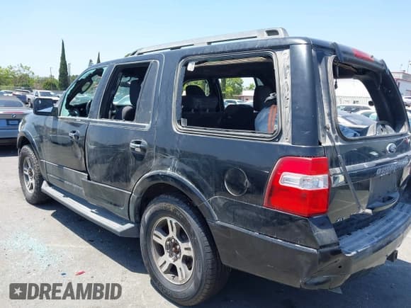 ✅ 2016 Ford Expedition XLT • VIN: 1FMJU1HT9GEF02673 • Lot: 42324457. Listed on IAAI with 116,482 mi. Free auction sales archive from the USA and detailed vehicle history report at DreamBid. Image 6.