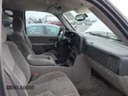 ✅ 2004 Chevrolet Suburban LT • VIN: 3GNEC16T64G184065 • Lot: 42582895. Listed on IAAI with Not provided. Free auction sales archive from the USA and detailed vehicle history report at DreamBid. Image 5.