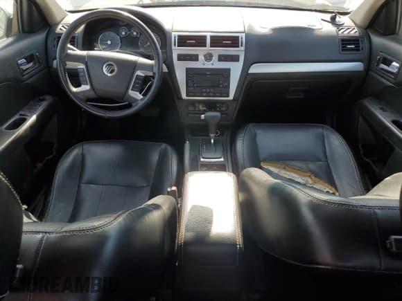 ✅ 2007 Mercury Milan Premier • VIN: 3MEHM08177R601399 • Лот: 56784735. Опубликован ранее на Copart с пробегом 172 354 миль. Бесплатный доступ к архиву аукционных продаж из США и подробный отчёт об истории автомобиля на DreamBid. Изображение 8.
